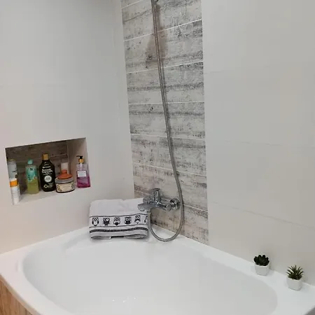 Ostoja Apartamento *